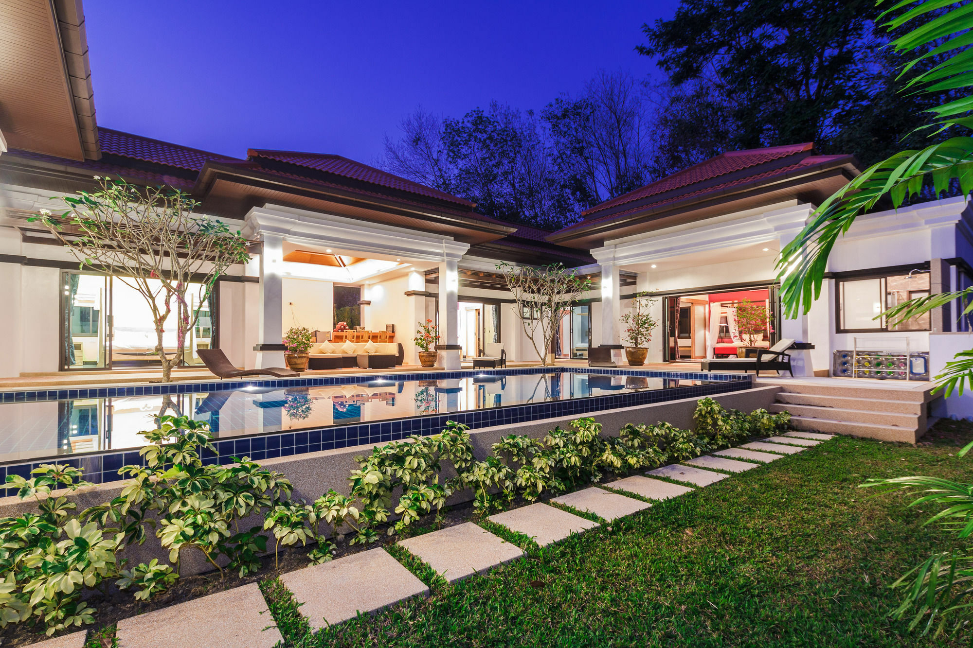 Jewels Villas Phuket Strand Surin Exterior foto