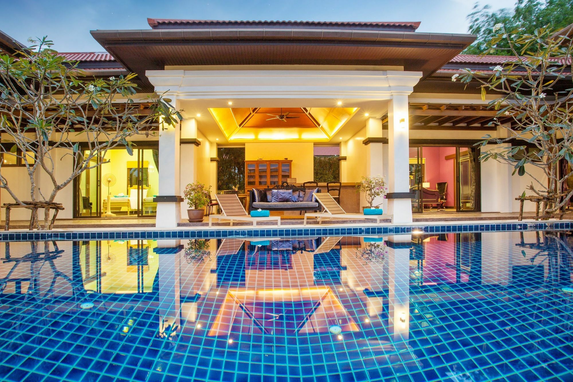 Jewels Villas Phuket Strand Surin Exterior foto